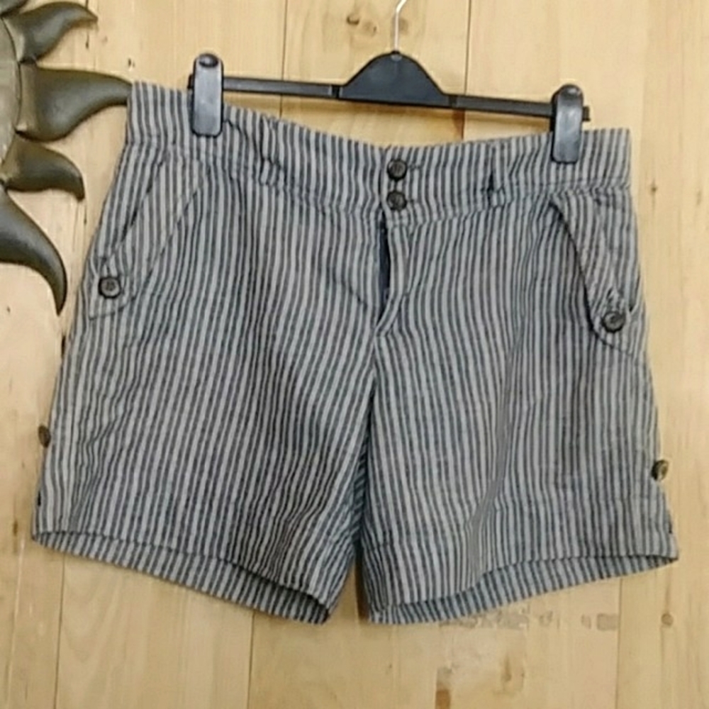 Gap shorts